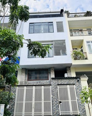 nhà đường trần khánh dư diện tích: 5x20m trệt 3 lầu cho thuê