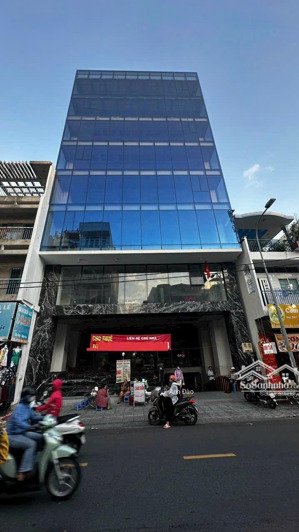 tòa nhà cho thuê góc 2 mặt tiền phan đình phùng - phan đăng lưu phú nhuận