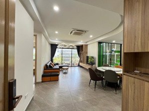 chính chủ bán căn 3pn 105m2 full nội thất đẹp về ở luôn tại kđt mễ trì hạ giá rẻ 7,3 tỷ có đàm phán