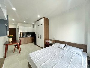 thuê ngay ch 35m2 ban công ngay xvnt, bình thạnh tiện di chuyển qua hutech, lh 