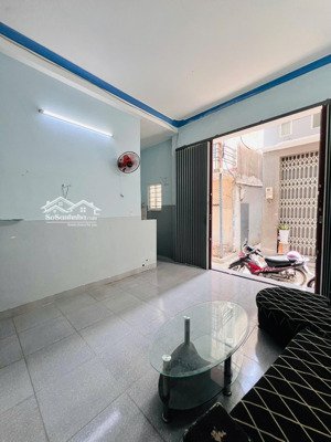 bán nhà hẻm cạn tăng bạt hổ ngay trung tâm - 24m2 - 2tỷ100 triệu