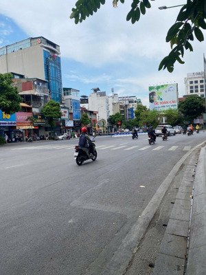 chính chủ nhờ bán nhà kim mã, 30m, 7.5 tỷ, 42m2, 10.5 tỷ, lô góc