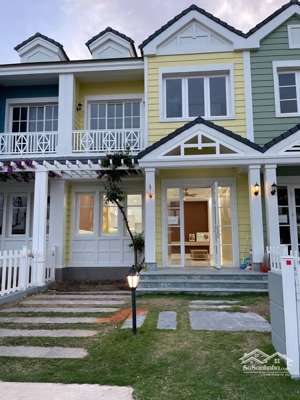 rẻ chưa từng có cắt lỗ sâu nhà phố 6x20 full nội thất giá bán 4 tỷ bao hết cam kết giá thực 100%