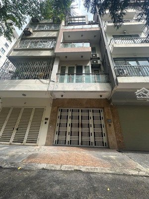 bán nhà phân lô, vỉa hè, ô tô tránh - đường thông trần duy hưng, đỗ quang, hoàng ngân - 22.5 tỷ