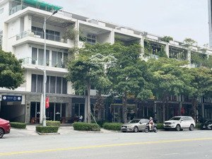 cho thuê tòa nhà mặt tiền đường nguyễn cơ thạch 14.2m*24m, hầm, 5 tầng, 377 triệu/tháng