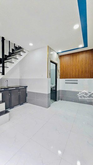 bán nhà 1 trệt 1 lầu 4x7m gần chợ giá chỉ 525 triệu