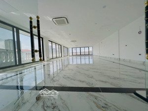 toà nhà hạng a - ba thoáng.siêu phẩm cho công ty cùng kinh doanh đỉnh cao 170m + 7t = 155tỷ