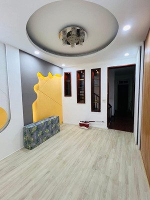 vị trí đỉnh nhà đẹp mê li cách ô tô 30m 2 thoáng ngõ thông nở hậu 52m2 giá 12,8tỷ