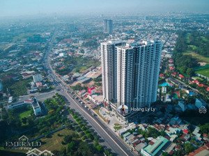 (ngộp) cần bán gấp căn hộ 2 phòng ngủ chỉ 2,35 tỷ chung cư the emerald golf view