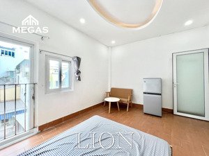 căn hộ 1 phòng ngủ cửa sổ lớn - 35m2 - cạnh hoàng sa - trường sa, quận 1