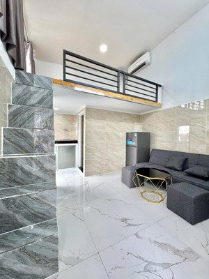 phòng trọ duplex giá rẻ ban công đầy đủ nội thất tại đồng đen p14 tân bình