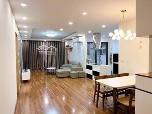 em có bán căn hộ 122m2 (3pn 2vs) sẵn sổ, full đồ, có slot ô tô tại sun square lê đức thọ