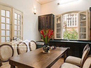 chính chủ bán nhà thoáng, đẹp, ô tô ở ngay tây hồ. chỉ 19 tỷ mặt tiền 6m thông nhiều tuyến phố