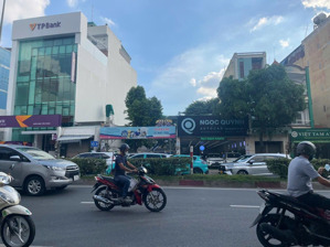 bán gấp tài sản dt: 1200m2-ngang 20m mặt tiền đường cộng hòa, q.tân bình ngay cổng nhà ga t3