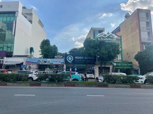 căn nhà siêu đẹp cộng hòa, p.15, q. tân bình, dt: 11,4m x 28m, giá: 84 tỷ tl, hđt: 50 triệu/tháng