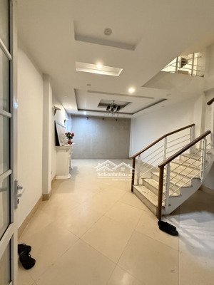 bán nhà văn cao dân xây chắc chắn gần hồ tây 57m2 giá nhỉnh 13 tỷ