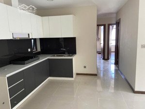 cho thuê căn hộ 3 phòng ngủ chung cư de capella, 96m2, nhà cơ bản, giá 18 triệu lh 