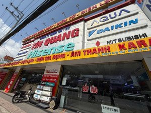 cho thuê mặt bằng kinh doanh: 18,5x45m2.gần chợ, siêu thị, trường học, trung tâm hành chính.