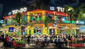 cho thuê nhà mạt phố - biệt thự hàng bún, sân vườn cực lớn, 250m² x 2 tầng, mặt tiền nhận diện 9m