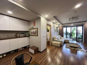 tôi cần bán chung cư phùng khoang 103m2, 3 ngủ, 2 vs chỉ nhỉnh 5 tỷ