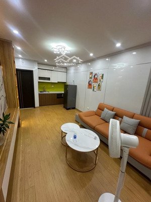 bán tập thể mặt phố thái thịnh! 63m2, tầng 3, 2 ngủ, thoáng mát, ở ngay, giá chào 3.85 tỷ