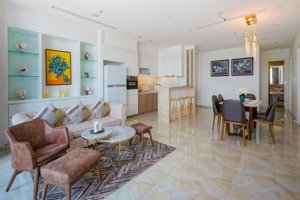 cạnh grand marina - vinhomes golden river -chủ trực tiếp cho thuê căn hộ 3pn tầm view sông sg