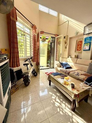 tặng 2300m2( gần 100 ont) khi chốt thành công căn 2mt khu bàu cát - 54m2 - 5 tầng chỉ 10.5t