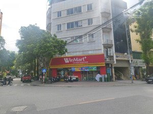 cho thuê nhà căn góc 6 tầng ngã tư phố trạm long biên. lh ngay 