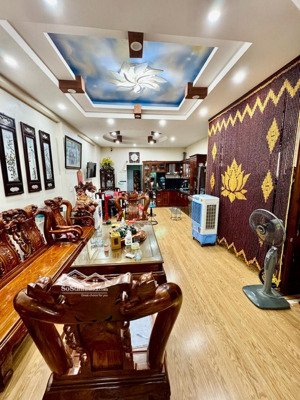 ông lớn hồ tây: dốc tam đa 80m2, 5t, kiên cố, nt đẹp, ở sướng, sát phố, mt rộng 5.5m