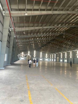 ### cho thuê xưởng diện tích 4200 m khu công nghiệp đức hòa long an