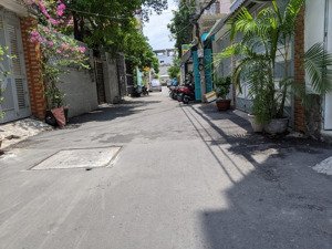 vào ở ngay! hẻm 6m huỳnh văn bánh, p13, phú nhuận - dt: 7x17m, vuông vức, 5 tầng - chỉ 21,5 tỷ tl