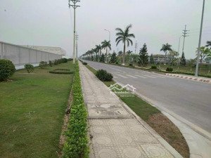 cho thuê nhà xưởng 2000m2-20.000m2 trong các khu công nghiệp tỉnh hưng