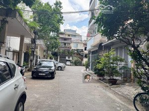 bán nhà phố giảng võ - đống đa dt 60m2 5 tầng - ô tô vào nhà - 40m ra mặt phố!!!