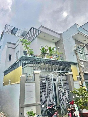 siêu hiếm biệt thự phố bề thế giá cực ngon, nguyễn văn quỳ q7, 2 tầng, chỉ 5tỷ1