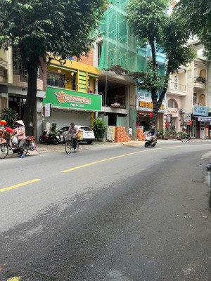 bán nhà mặt tiền nguyễn thái bình, phường 4, tân bình nở hậu đẹp, xây hầm 5 tầng