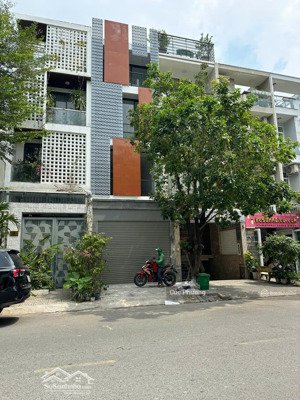 tốt nhất thị trường! bán nhà mt cao đức lân, quận 2 (5 x 25m, hầm+4 tầng, hđt 90 tr), giá 33 tỷ tl