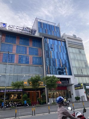 tòa nhà mt nguyễn văn trỗi, tân bình -dt: 12x25m - 2 hầm 10 tầng - hđ thuê 500 triệu - giá 140 tỷ