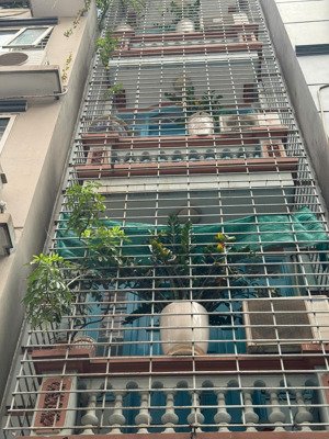 cho thuê nhà 5 tầng khu phân lô vip ngõ 105 xuân la