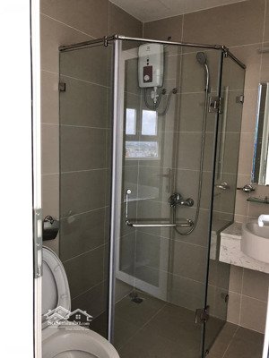 bán căn hộ 2pn + 2wc tại the hyco4 tower, 2,35 tỷ, 68m2, view đẹp, q.bình thạnh, hcm