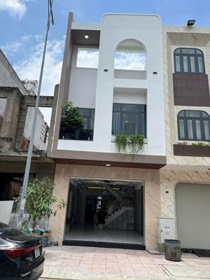 bán nhà sổ hồng riêng, giá rẻ tân đông hiệp dĩ an bình dương