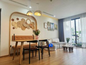 giá thật, tôi cần bán gấp ch 3n - 2wc tòa euro window. bc đông nam, full đồ, sổ đỏ. lh 