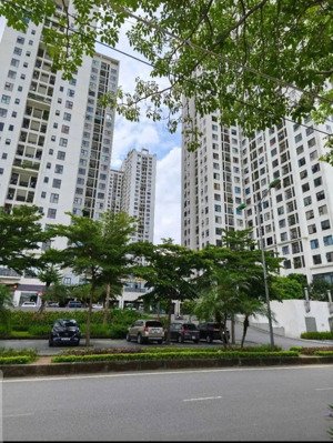 giá rẻ giật mình. cho thuê shophouse chân đế chung cư an bình city 65m2 - giá 15tr.