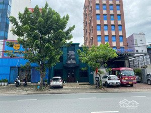 siêu phẩm 217 quốc lộ 13 - bình thạnh, 8x28m, nh: 8.6m, cấp 4, hđt: 40 triệu, giá 35.9 tỷ