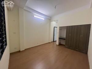 CẦN BÁN NHÀ MẶT PHỐ CÙ CHÍNH LAN THANH XUÂN 21m2, 6 TẦNG MẶT TIỀN 4,6m GIÁ 10.8 TỶ