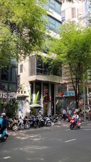 tòa nhà mt hai bà trưng, quận 1 - 6.5x20m - hầm 9 tầng - hđt 200 triệu/tháng - giá 55 tỷ