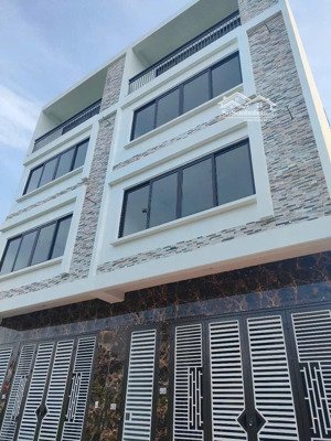 nhà mới full nội thất - 4 tầng lầu - rộng 50m2 - tại bình minh, thanh oai - giá chưa đến 4 tỷ