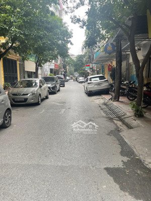 phân lô hoàng cầu 66m2 - oto đỗ cửa - gara - thang máy - 24 tỷ