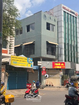 góc 2 mặt tiền, ngang 14m, hơn 250m2 sử dụng - số 424 sư vạn hạnh, quận 10