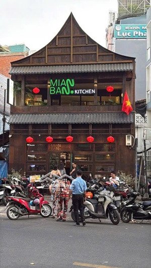 bán nhà góc 2mt bùi thị xuân rẻ nhất quận 1 - dt 6x10m, 2 tầng - hđt: 80tr/th - giá 25 tỷ