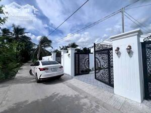 Nhà mới xây dựng, biệt thự mini Mỹ Phong đường oto Mỹ Tho Tiền Giang